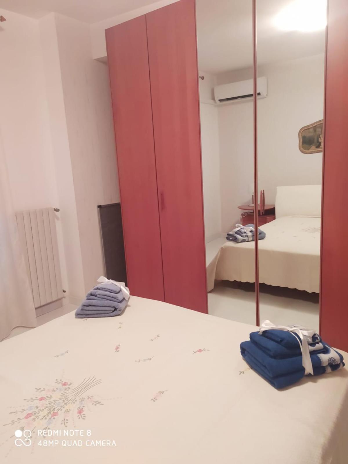 Casa Cristina Lägenhet Comiso Rum bild